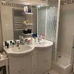 Le Clos Luce Apartment *