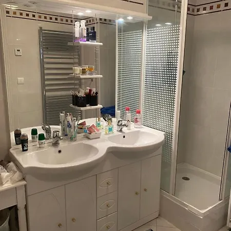 Le Clos Luce Apartmán *